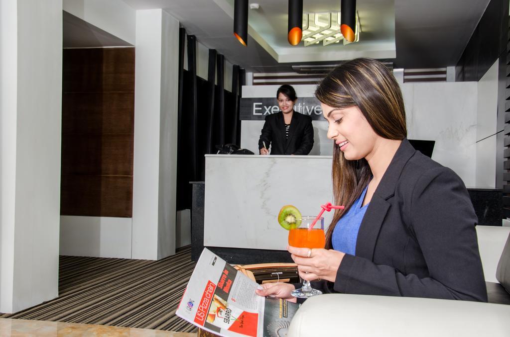 Executive Inn 다카 외부 사진